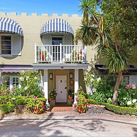 The Castle - Villa By The Sea Cowes Bagian luar foto